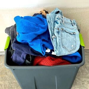 Women’s Clothing Lot